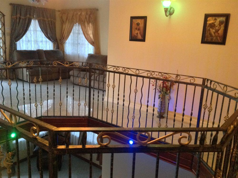 Cazwin Villas Монтего Бей Екстериор снимка