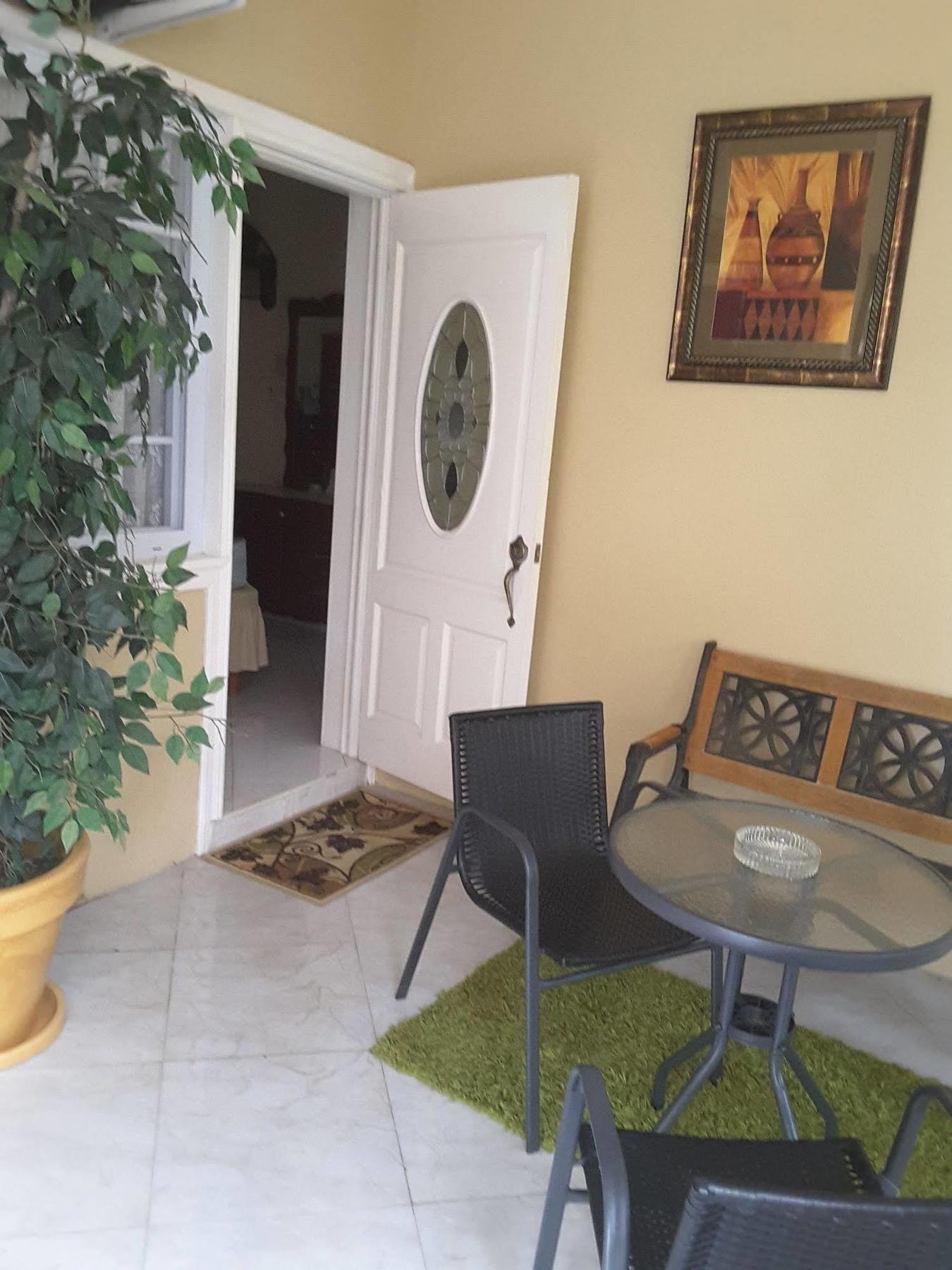 Cazwin Villas Монтего Бей Екстериор снимка